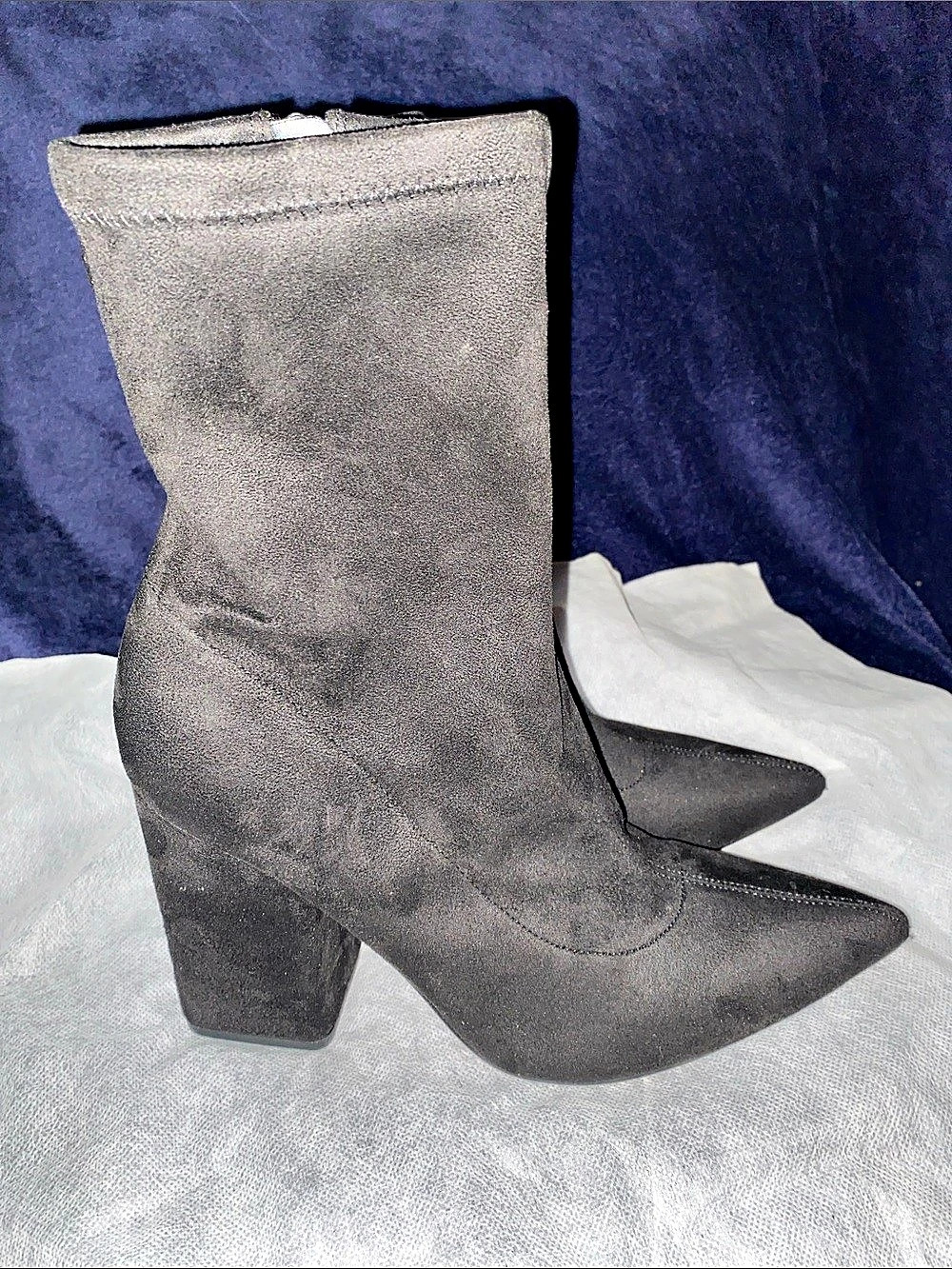 Marc Fisher LTD Pointed Toe Block Heel Boots in Black Like New